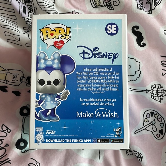 Minnie Mouse Make a Wish Funko Pop - Picture 2 of 2
